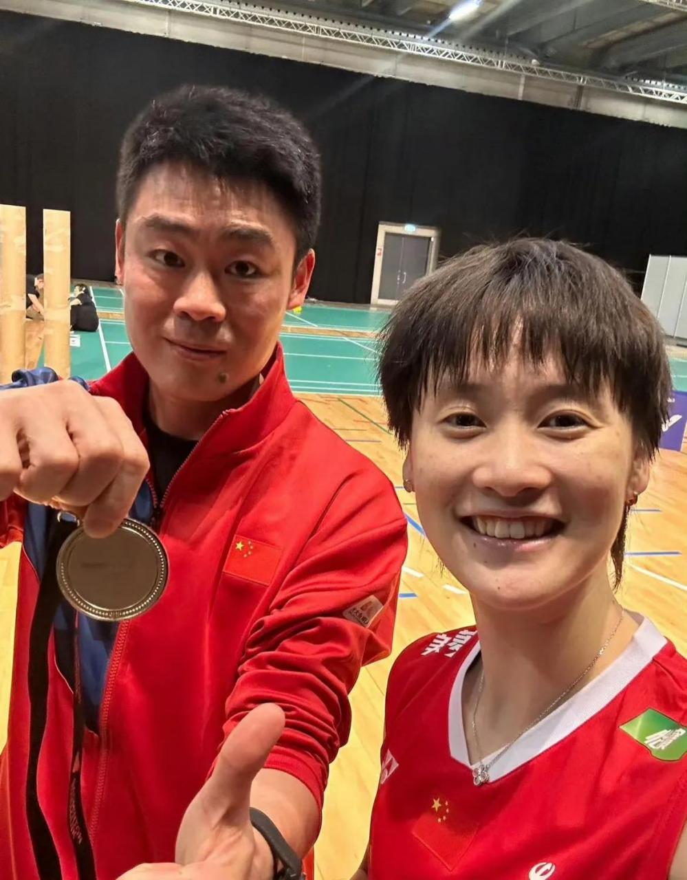 印度队完胜丹麦队，陈雨菲惊艳四座