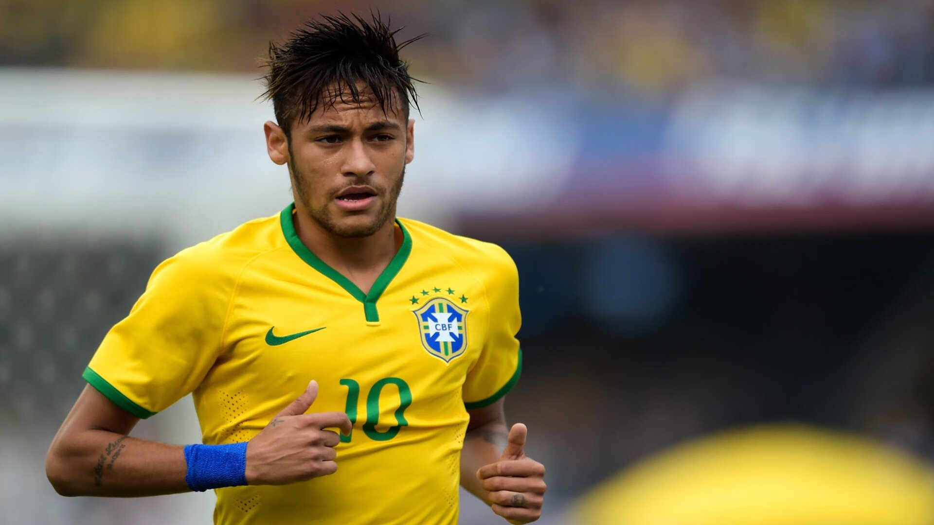 黄喜灿闪耀欧冠，莱比锡红牛击溃皇家社会，亚洲之光接管淘汰赛舞台