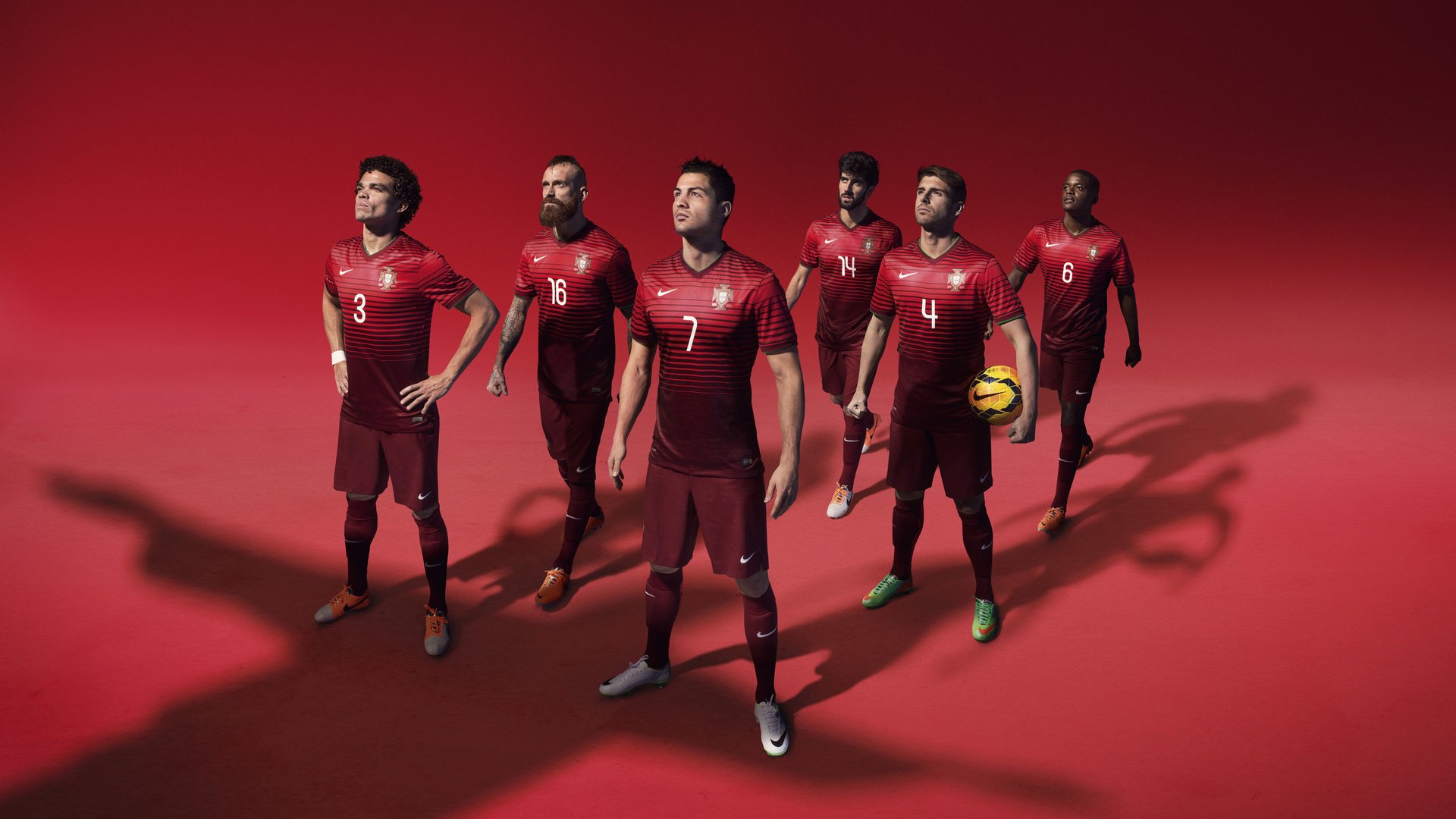 富安健洋一锤定音,亚洲巨星价值在喀麦隆与伊拉克的战术博弈中闪耀